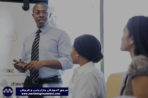 استخدام مدیر حرفه ای بازاریابی